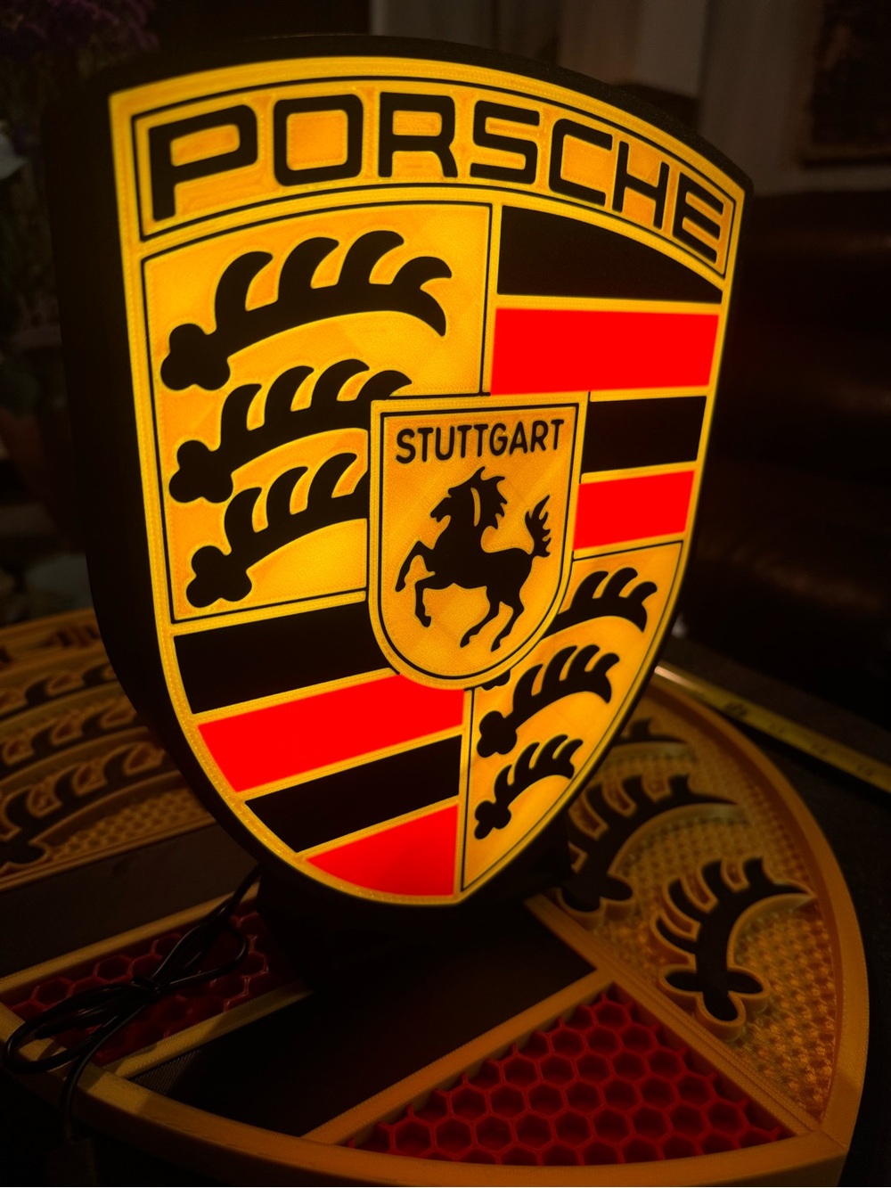 Porsche Illuminated Crest Sign - Yellow &‎ Red